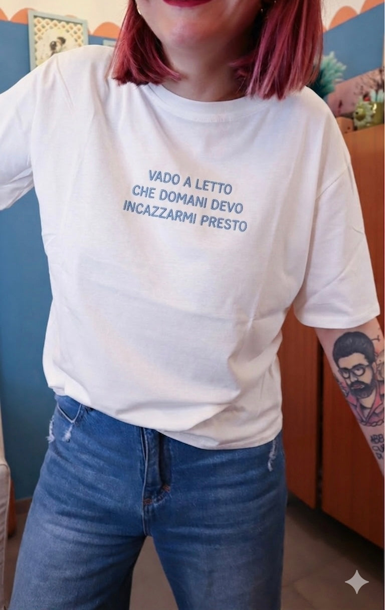 T-shirt ricamata VADO A LETTO